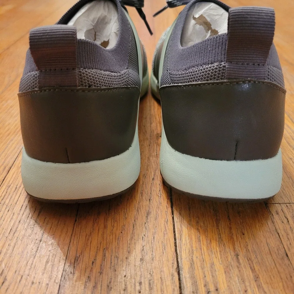 TRAQ Alegria 8 8.5 Smart Walking Shoe Mint Knit Q-Chip QOOL 5330 Athleisure